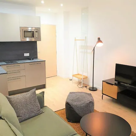 Hyper-centre Moderne 206 * Nice